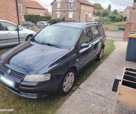 FIAT STILO SW ② A VENDRE COMPLÈTE OU PART PIÈCE 1900JTD FIAT STILO — FIAT — 2EMEMAIN