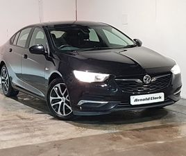 1.6 TURBO D ECOTEC DESIGN NAV 5DR