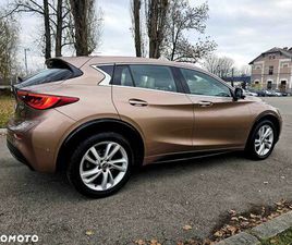 INFINITI Q30 1.6T PREMIUM