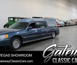 2001 LINCOLN TOWN CAR HEARSE