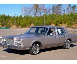 LINCOLN TOWN CAR LINCOLN TOWN CAR