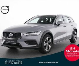VOLVO V60 CROSS COUNTRY B4 AWD PLUS KAMERA+LM 18''