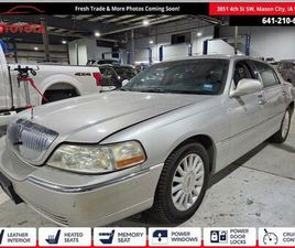USED 2005 LINCOLN TOWN CAR SIGNATURE