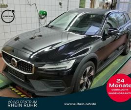VOLVO V60 CROSS COUNTRY B4 AWD PLUS PANO+AHK+LM18