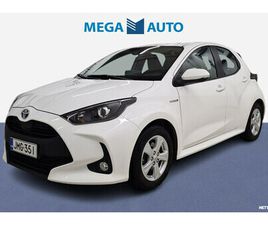 TOYOTA YARIS 1,5 HYBRID ACTIVE, MERKKILIIKKEEN HUOLTOKIRJA, ÔLYKÄS MUKAUTUVA VAKIONOPEUDENSÄÄDIN.