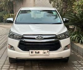 TOYOTA INNOVA