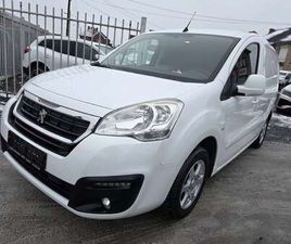 1.6 BLUEHDI 100☆NAVI☆CAM☆TREKH☆CRUISE☆CARPLAY