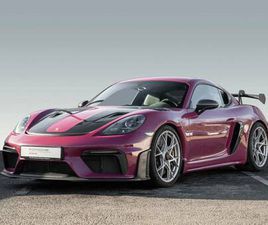 PORSCHE 718 CAYMAN GT4 RS