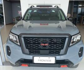 NISSAN FRONTIER PRO4X AT