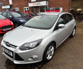 FORD FOCUS 1.6 ZETEC POWERSHIFT EURO 5 5DR