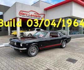 FORD MUSTANG ② FORD MUSTANG COUPÉ 1964 UNE DES PREMIÈRES MUSTANGS OLDTIMER — FORD — 2EMEMAIN
