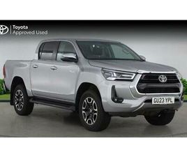 TOYOTA HILUX INVINCIBLE PICKUP'S 2.8 D-4D INVINCIBLE AUTO 4WD EURO 6 (START/STOP) 4DR