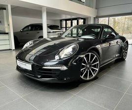 PORSCHE 911 CARRERA 4 CABRIOLET