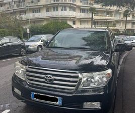 TOYOTA LAND CRUISER VDJ200
