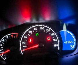 RENAULT KWID INTENSE