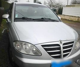 VEND SSANGYONG RODIUS BIEN LIRE L'ANNONCE