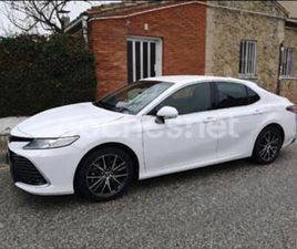 TOYOTA CAMRY 2.5 220H LUXURY