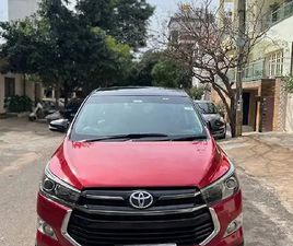 TOYOTA INNOVA