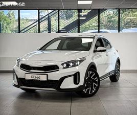 KIA XCEE´D 1,5 T-GDI GPF 7DCT TOP (2025)