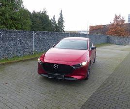 MAZDA 3 2.5 G-140 HOMURA