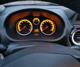 AUTO IN PERFETTE CONDIZIONI