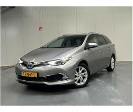 TOURING SPORTS 1.8 HYBRID EXECUTIVE