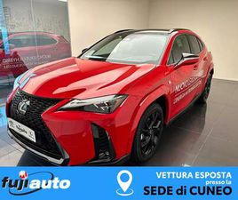 UX 300H 2.0 F-SPORT 4WD CVT