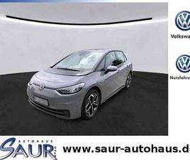 PURE PERFORMANCE 110 KW*NAVI*R-KAMERA*LED*DWA*PDC