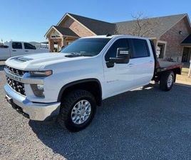 CHEVROLET K2500 2022 CHEVROLET K2500 CREW CAB DIESEL 4WD LT FLATBED *68K MILES*