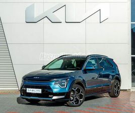 KIA NIRO KIA NIRO 1.6 GDI HEV PLATINUM DCT KÉSZLETRŐL! PLATINUM KOMFORT CSOMAG!