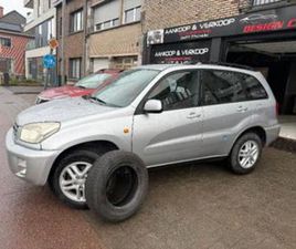 TOYOTA RAV4 ② TOYOTA RAV4 1.8ESSENCE *NOUVELLE EMBRAYAGE*AVEC CONTROLE* — TOYOTA — 2EMEMAIN