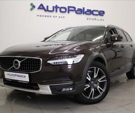 VOLVO V90 2,0 D5 AWD CC POLESTAR VENTIL. KOMBI - KOMBI NAFTA