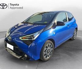 TOYOTA AYGO CONNECT 1.0 VVT-I 72 CV 5 PORTE X-CLUSIV RED STYLE MMT DEL 2020 USATA A TORINO