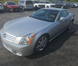 USED 2004 CADILLAC XLR BASE