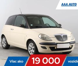 LANCIA YPSILON 1.4 16V, AUTOMAT, PANORAM. STRECHA