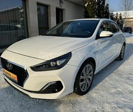 HYUNDAI I30 FASTBACK 1.0 T-GDI PREMIUM V.SZ.KÖNYV LED KAMERA ÉRINTŐ KÉPERNYŐS NAVI KORMÁNYFŰTÉS SÁVTARTÓ 180E KM