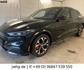 FORD MUSTANG MACH-E 99 KWH AWD LED 19