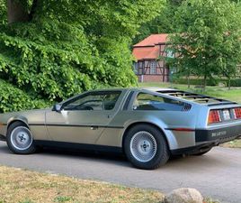 DELOREAN DMC-12