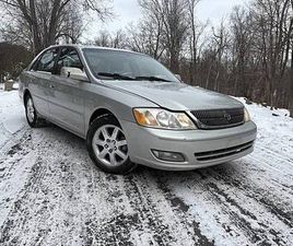 2001 TOYOTA AVALON XLS 4DR SEDAN