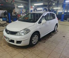 NISSAN TIIDA