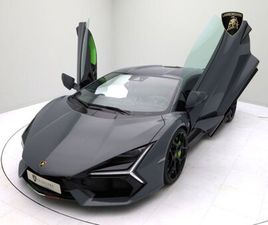 LAMBORGHINI REVUELTO