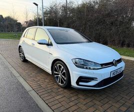 LOVELY VW GOLF MK7 R-LINE WITH 1.5 TSI PETROL ENGINE, 150PS, AUTOMATIC DSG GEARBOX AND 5 DOORS.