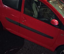 TOYOTA PORTE TOYOTA AYGO