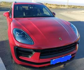 PORSCHE - MACAN