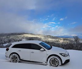 OPEL INSIGNIA COUNTRY TOURER 4X4