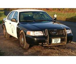 2011 FORD CROWN VICTORIA NOIR AUTOMATIQUE, 4 VITESSES CON...