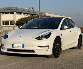 PERFORMANCE DUAL MOTOR AWD AUTOPILOT AVANZATO