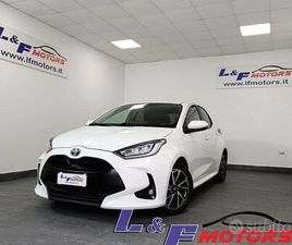 TOYOTA YARIS 1.5 HYBRID 5 PORTE TAGLIANDI CA...