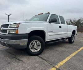 CHEVROLET SILVERADO 2500HD EXTENDED CAB 2004 CHEVROLET SILVERADO 2500HD EXTENDED CAB 4X4
