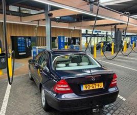 MERCEDES-BENZ C-KLASSE 2.0 C180 SEDAN AUT 2001 BLAUW — MERCEDES-BENZ — MARKTPLAATS